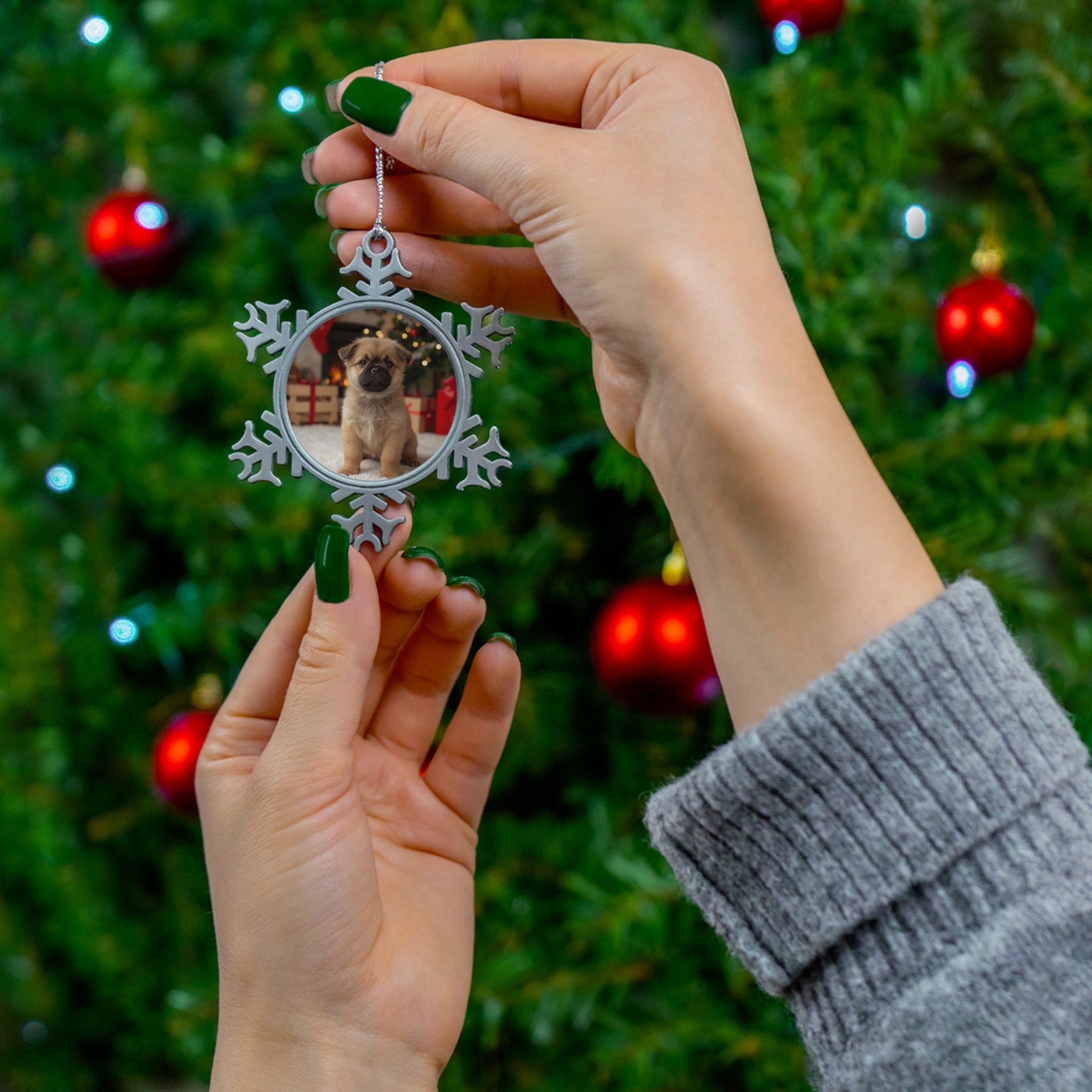 Pewter Snowflake Ornament - Personalized Holiday Keepsake, Pet Memorial, Christmas Tree Decor, Unique Gift for Dog Lovers, Custom [...]