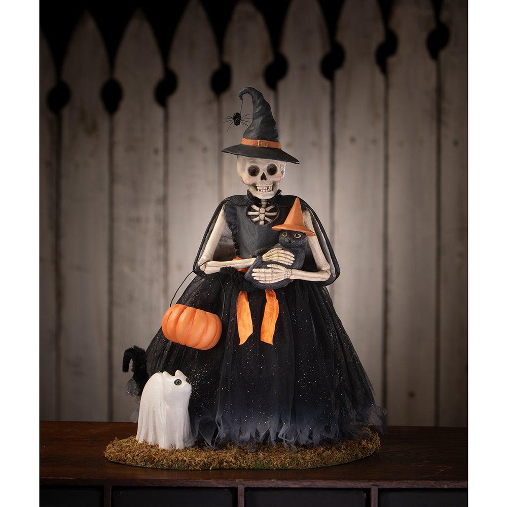 Deadra Skeleton by Bethany Lowe Designs-1